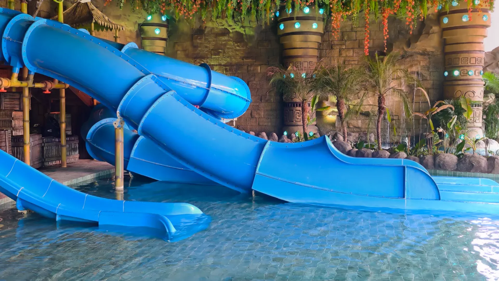 ACQUA BRAVOS - parque aquático